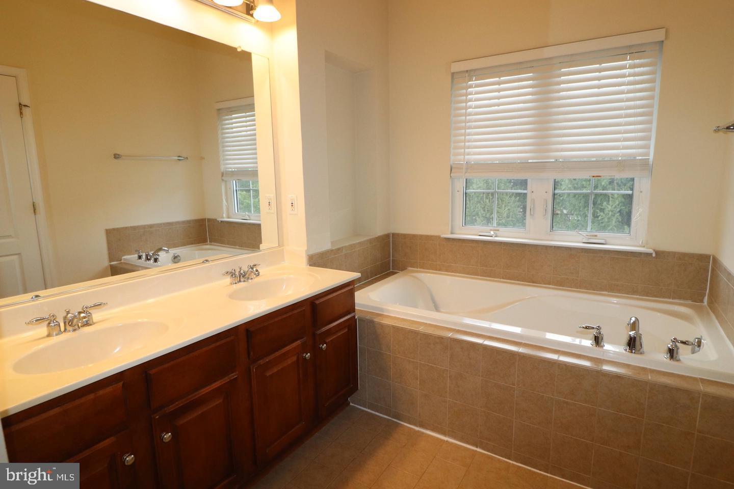 FAIR CHASE - Residential Lease