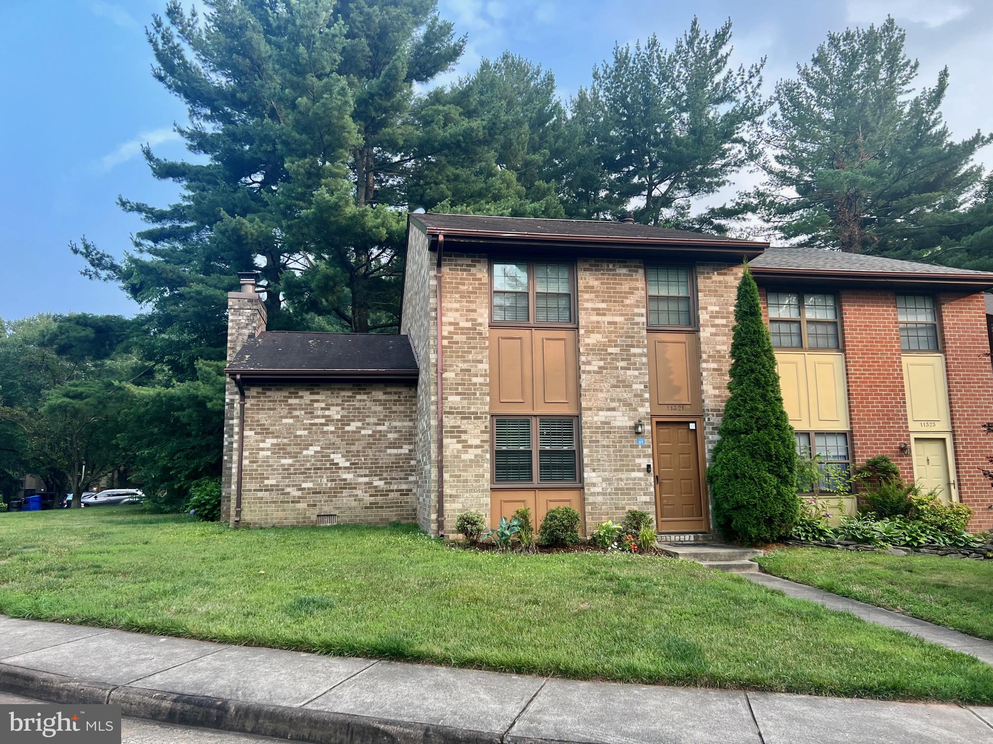 11321 HEADLANDS COURT