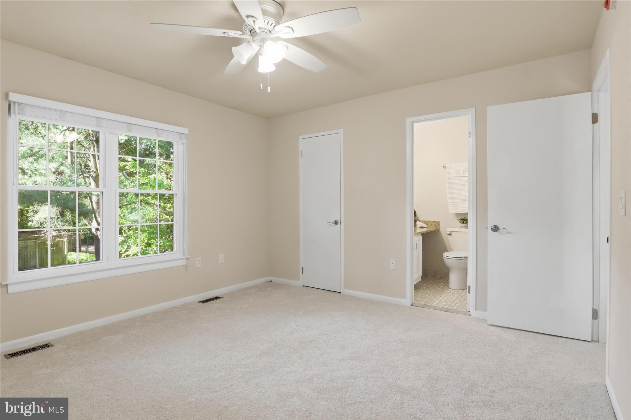 BOSTON RIDGE - Residential