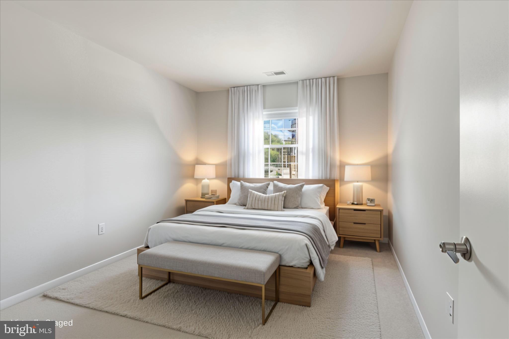 BOSTON RIDGE - Residential