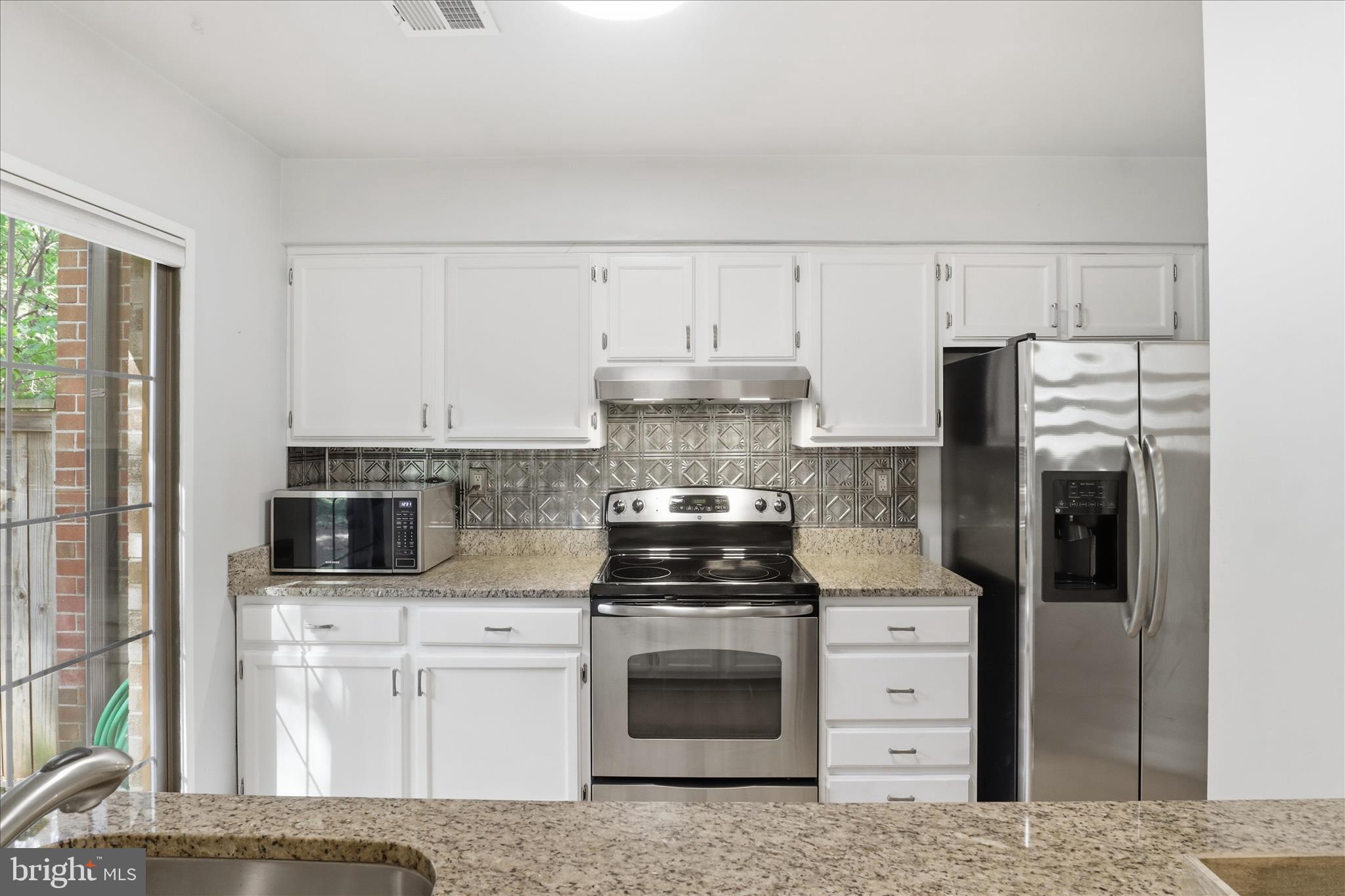 BOSTON RIDGE - Residential