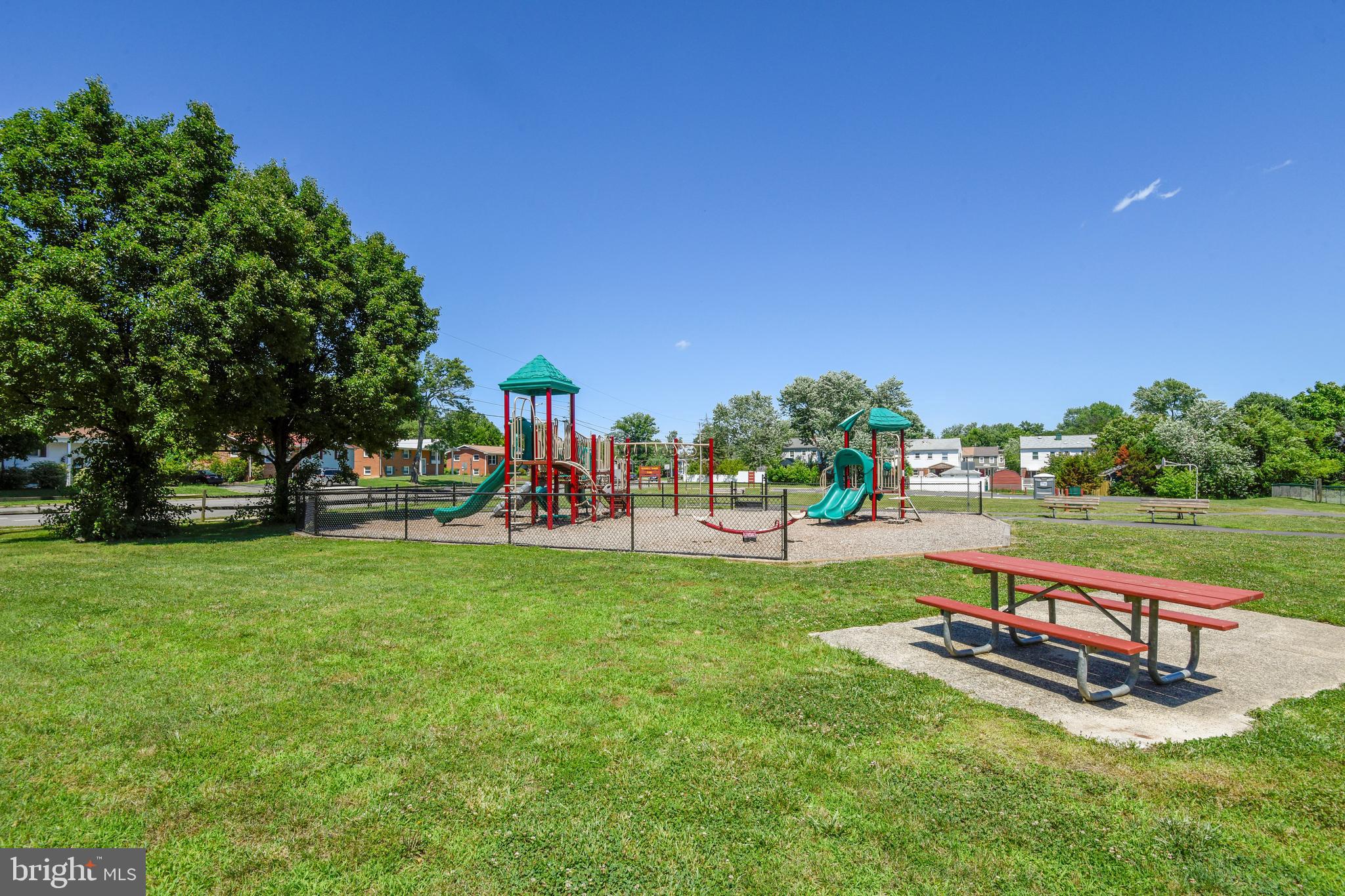 BELLE VIEW CONDOMINIUMS - Residential Lease