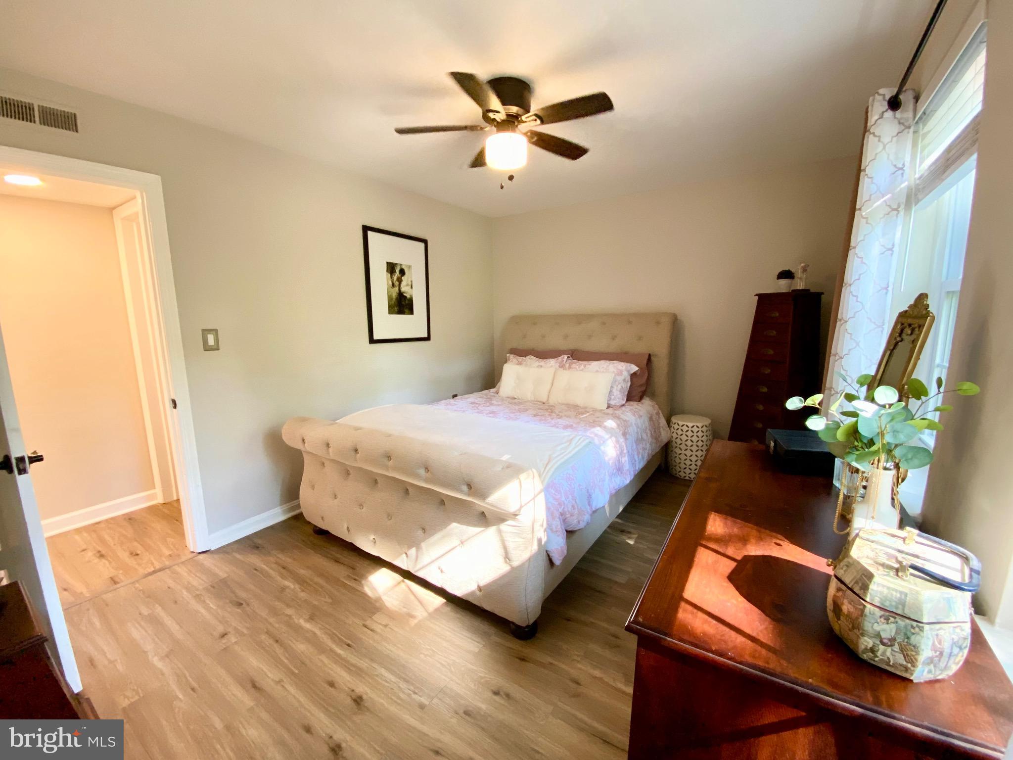 BELLE VIEW CONDOMINIUMS - Residential Lease