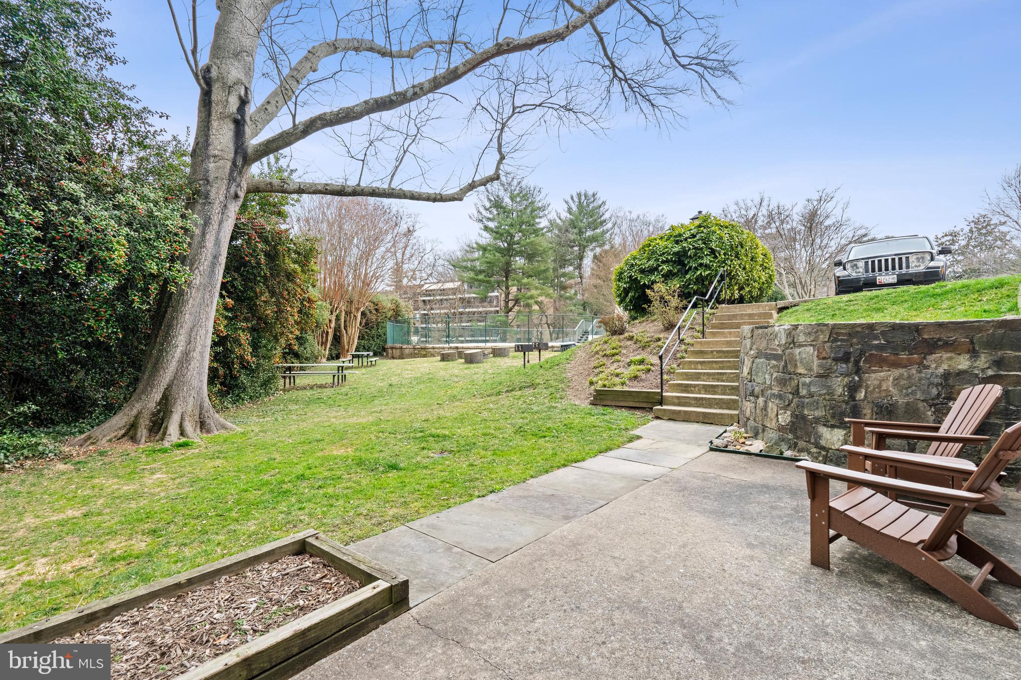 SUMNER COURT CODM - Residential