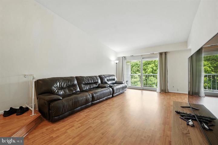 ESPRIT - Residential Lease