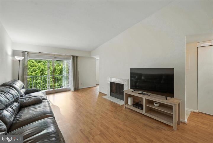 ESPRIT - Residential Lease