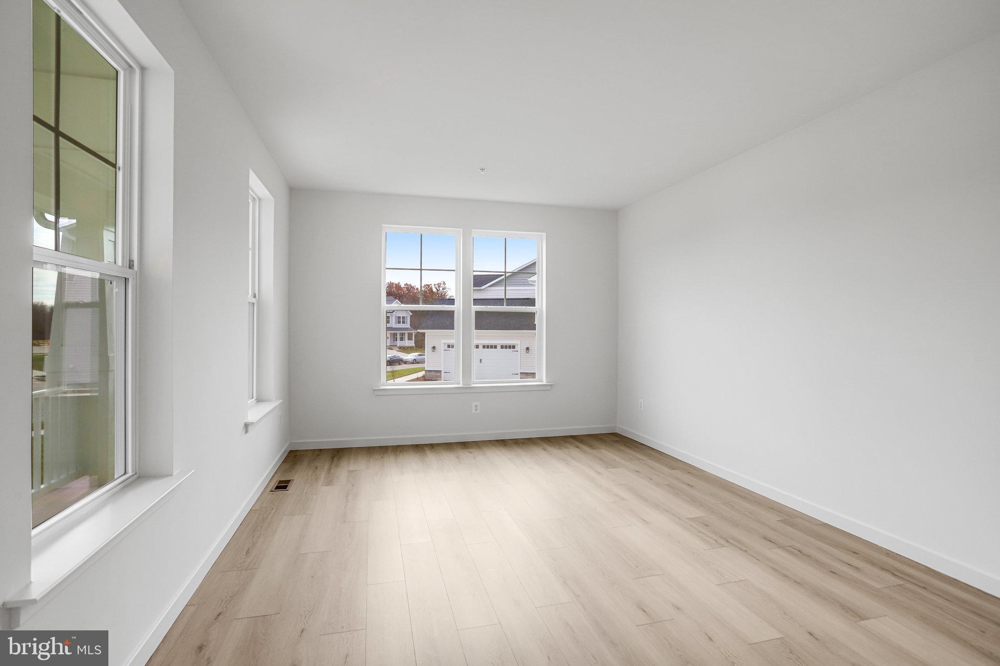 WORTHINGTON GROVE - Residential