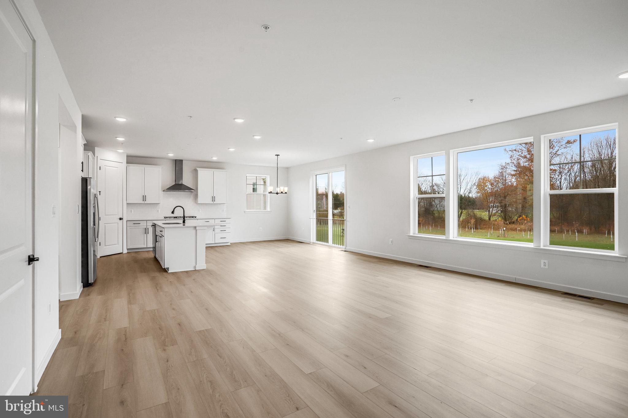 WORTHINGTON GROVE - Residential