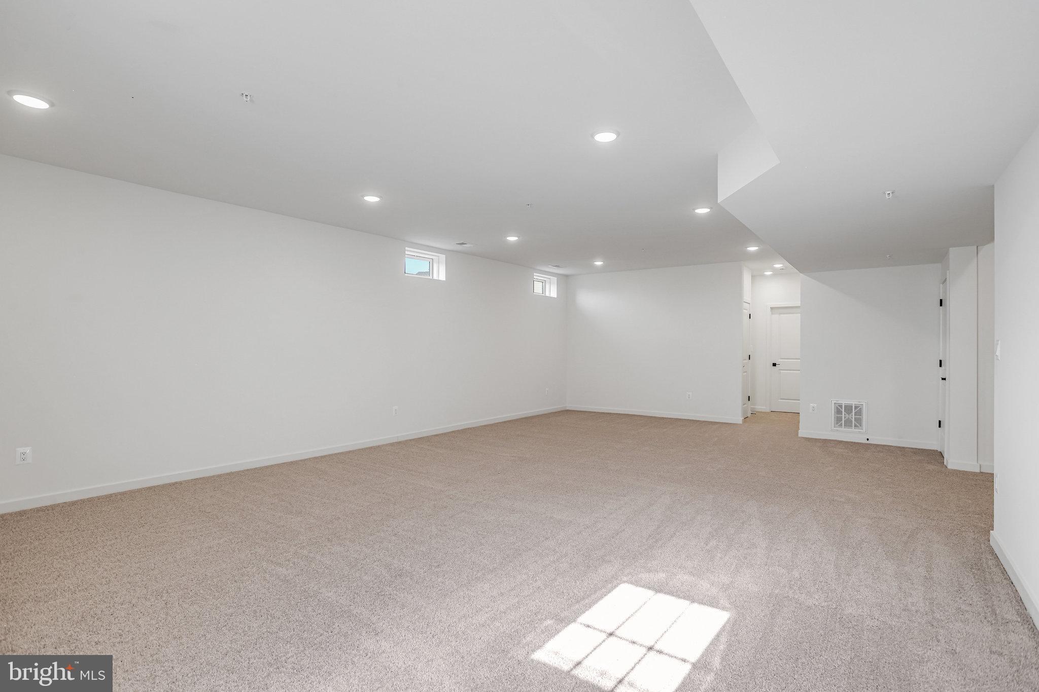 WORTHINGTON GROVE - Residential