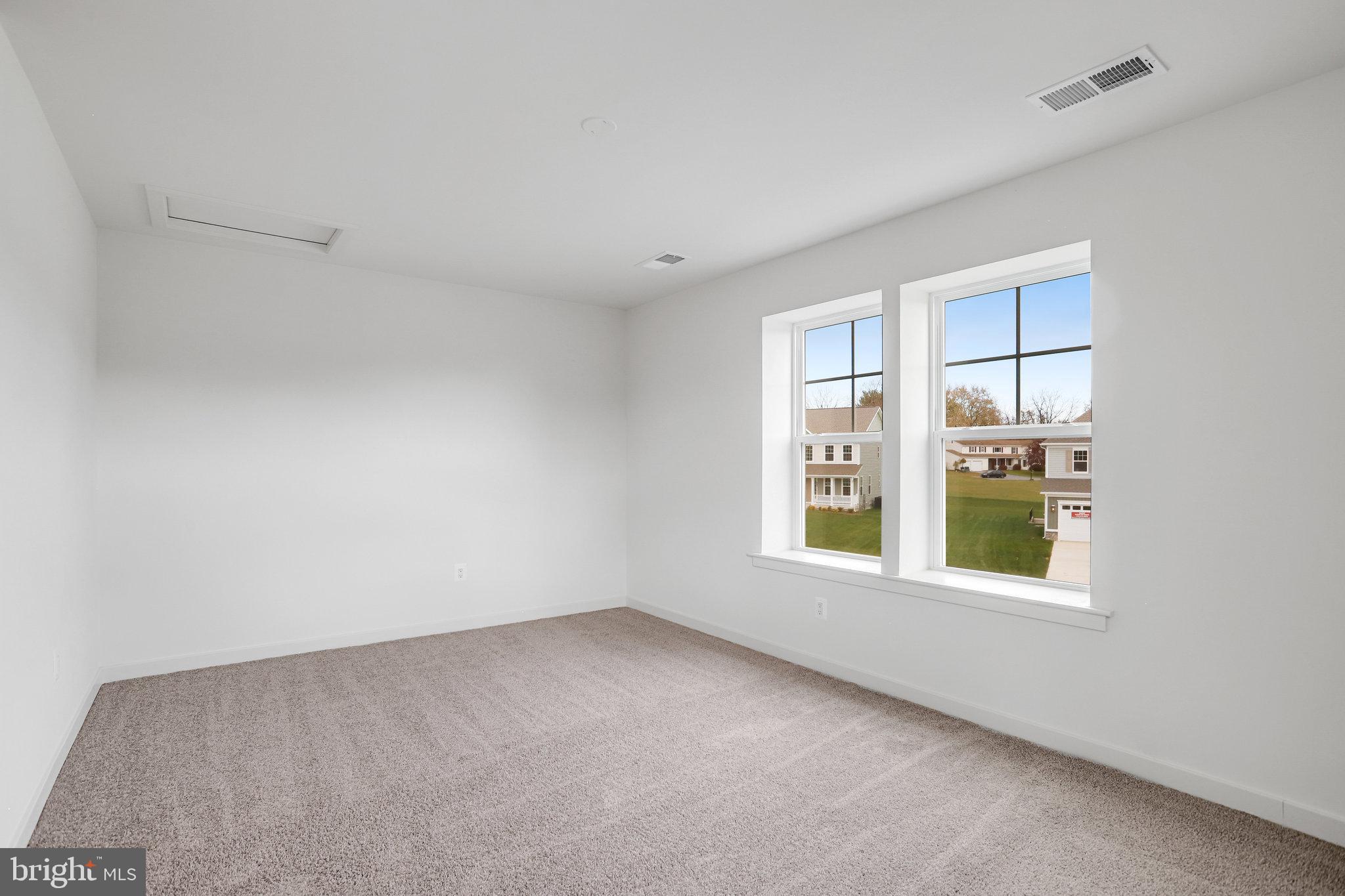 WORTHINGTON GROVE - Residential