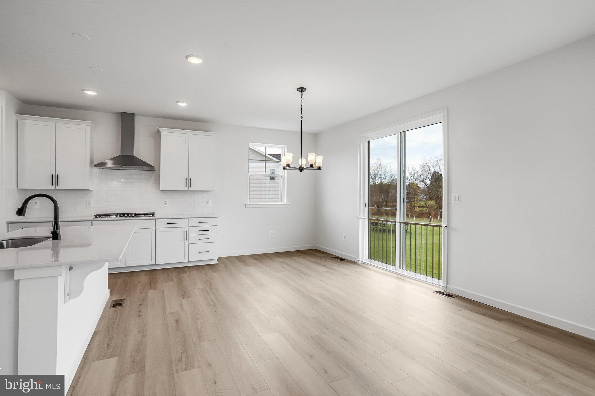 WORTHINGTON GROVE - Residential