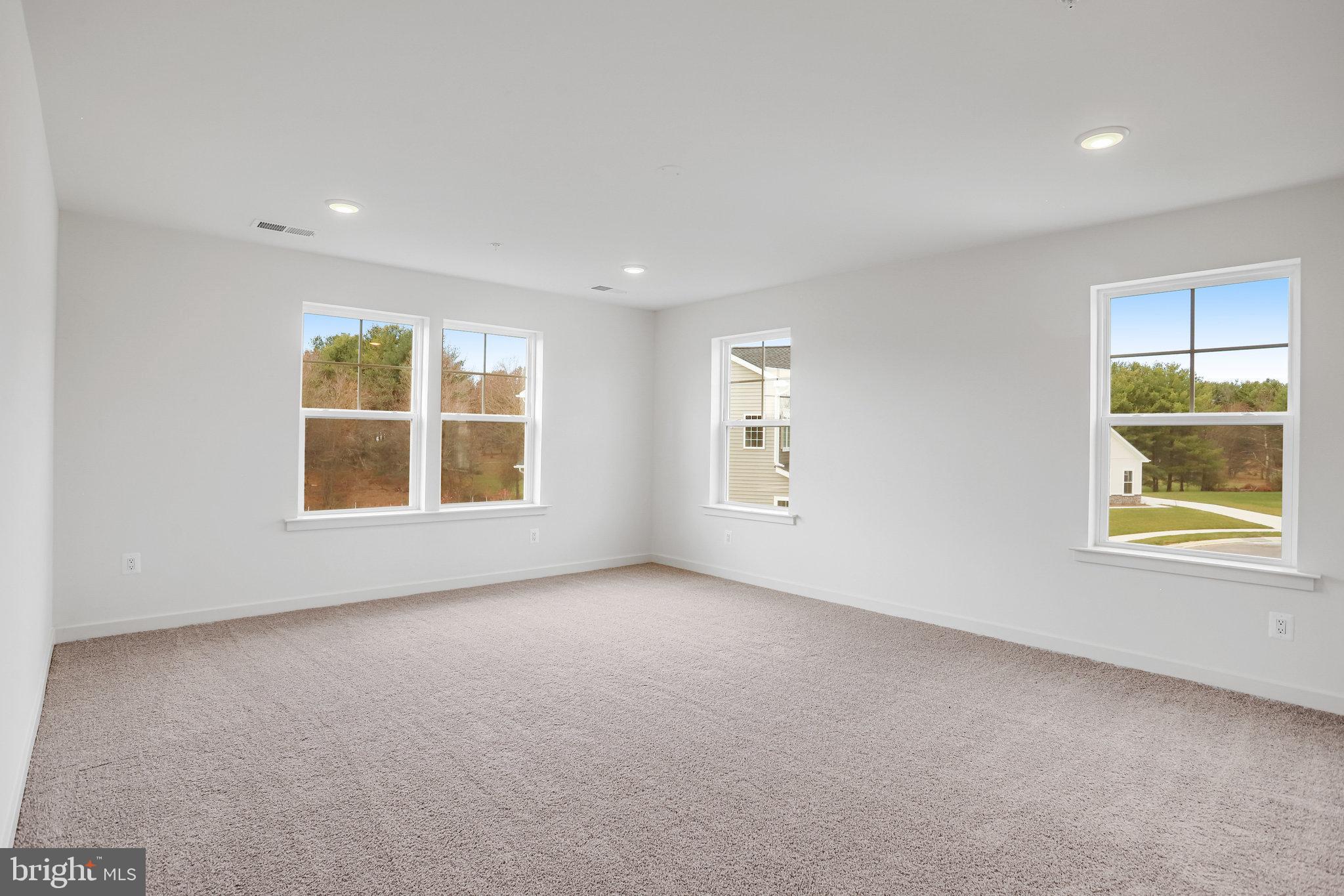 WORTHINGTON GROVE - Residential