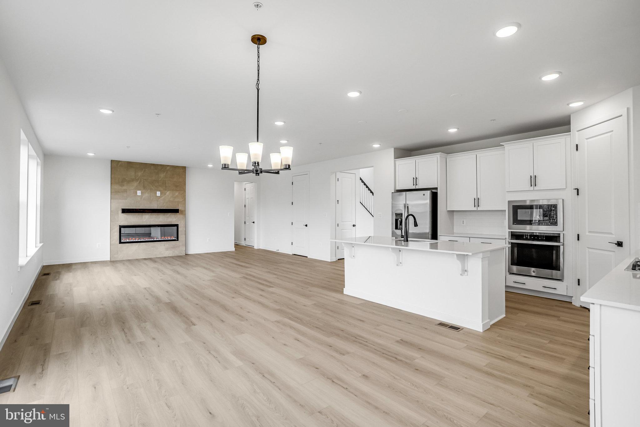 WORTHINGTON GROVE - Residential