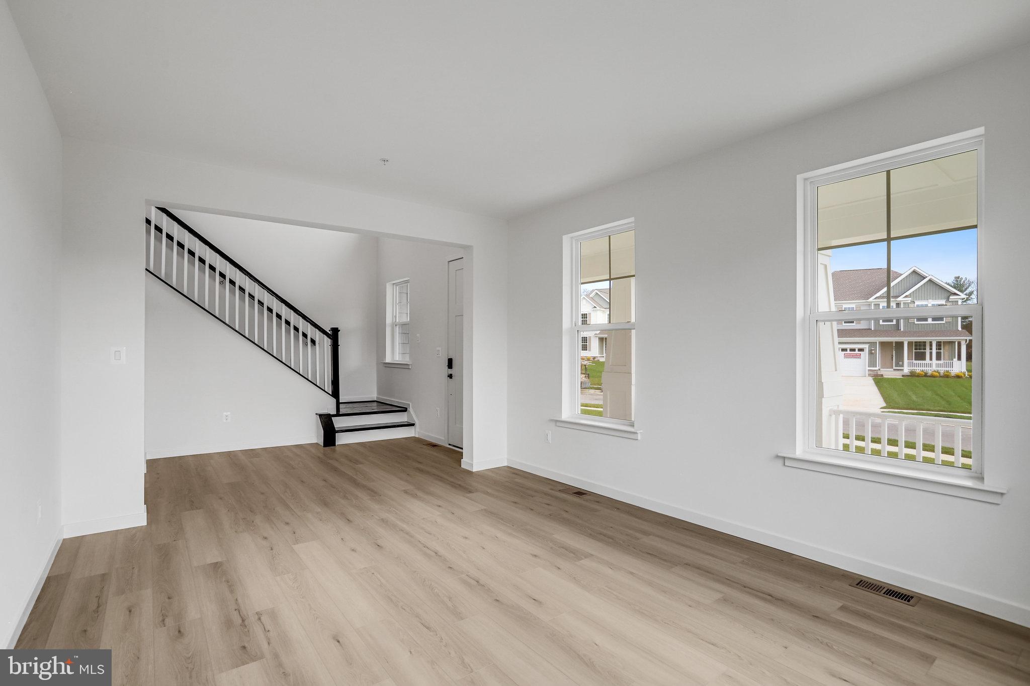 WORTHINGTON GROVE - Residential