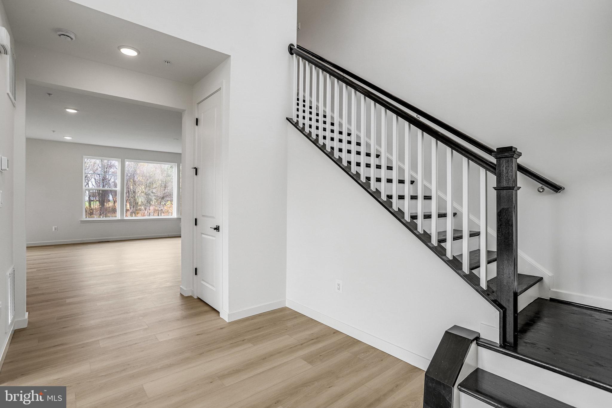 WORTHINGTON GROVE - Residential