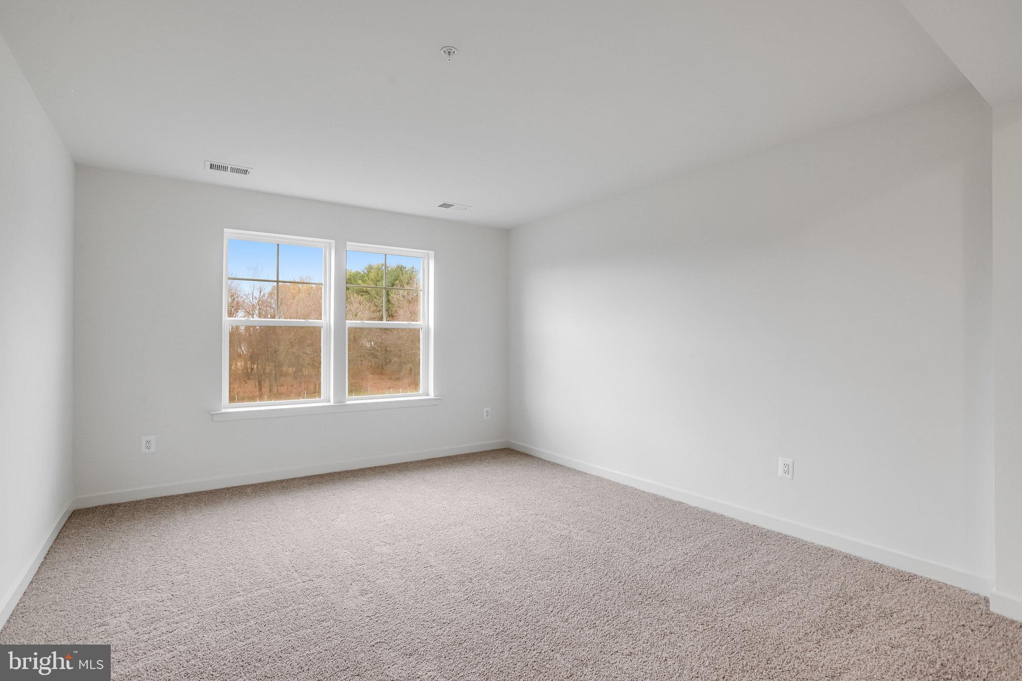 WORTHINGTON GROVE - Residential