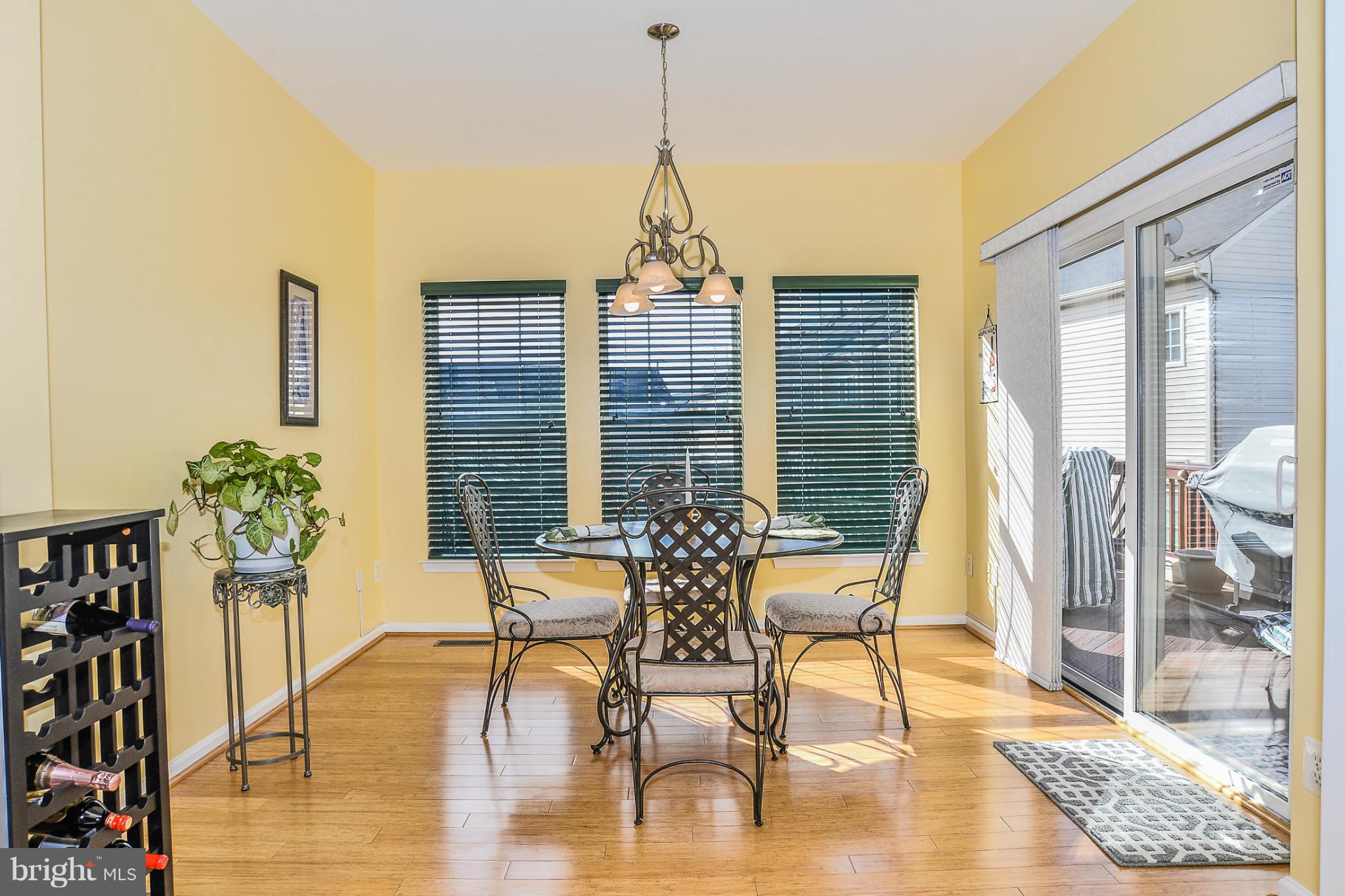 SOUTH RIDING - Residential