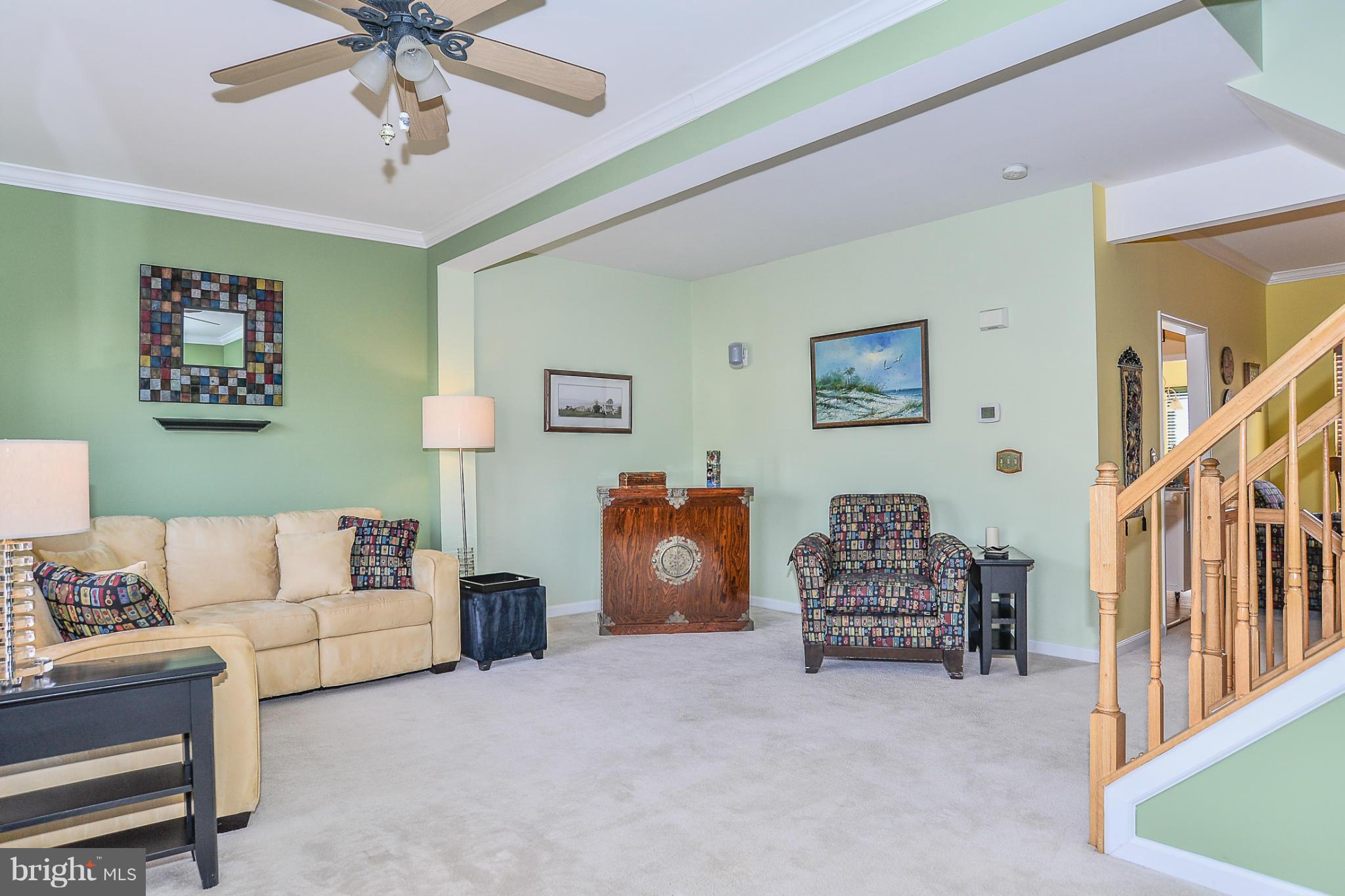 SOUTH RIDING - Residential