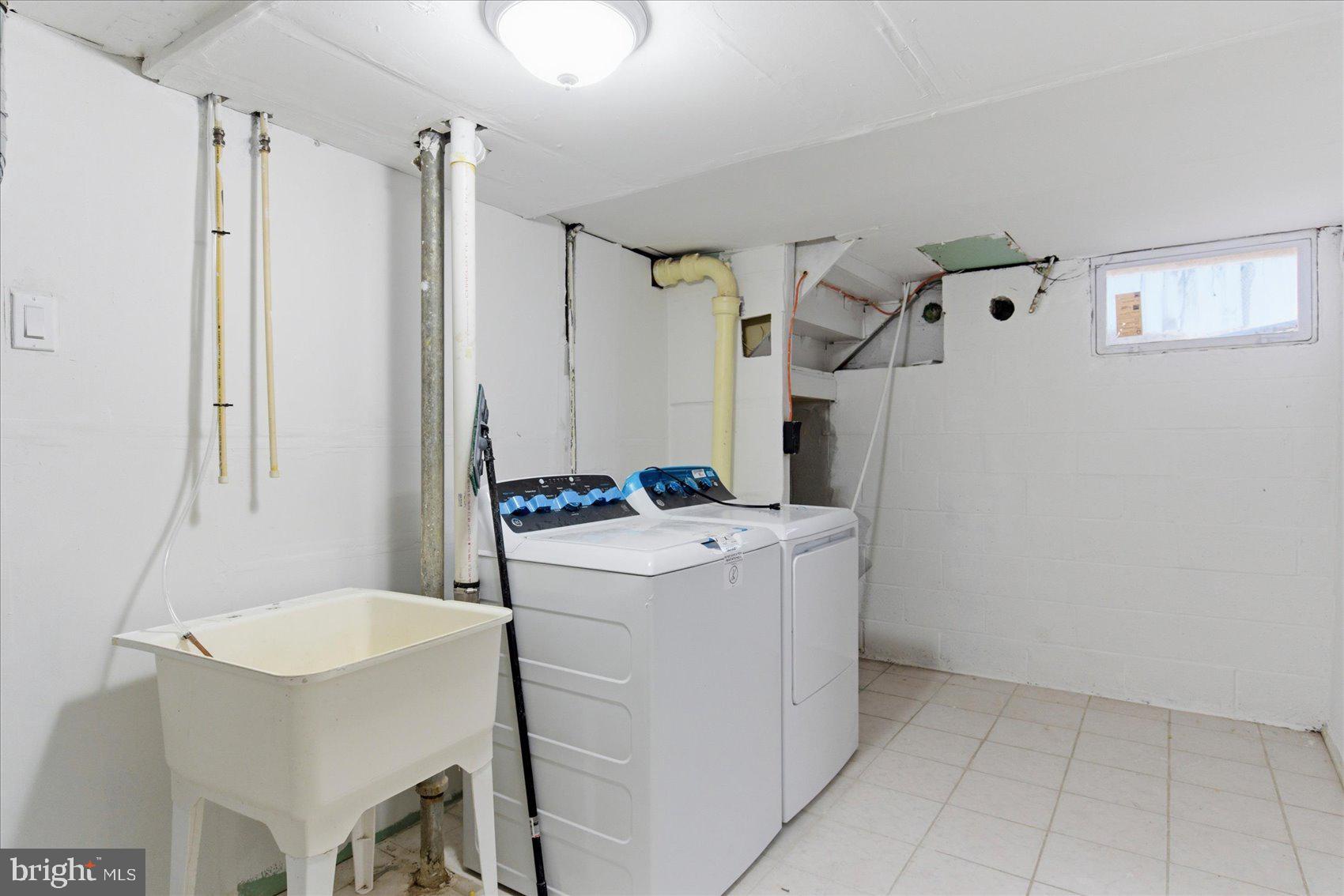 RANDALL RIDGE - Residential