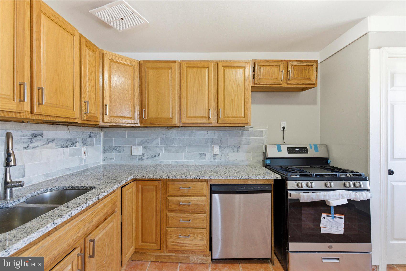 RANDALL RIDGE - Residential