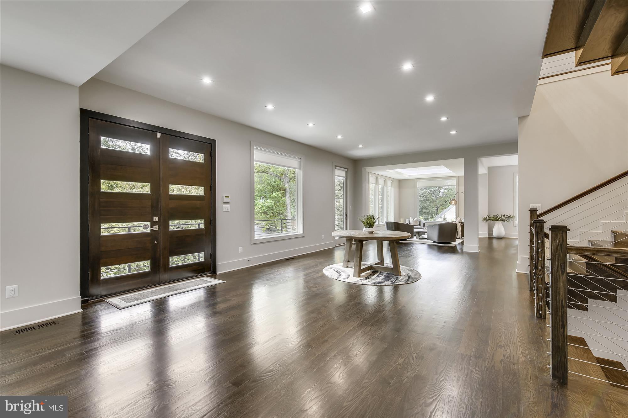 LEE HEIGHTS - Residential