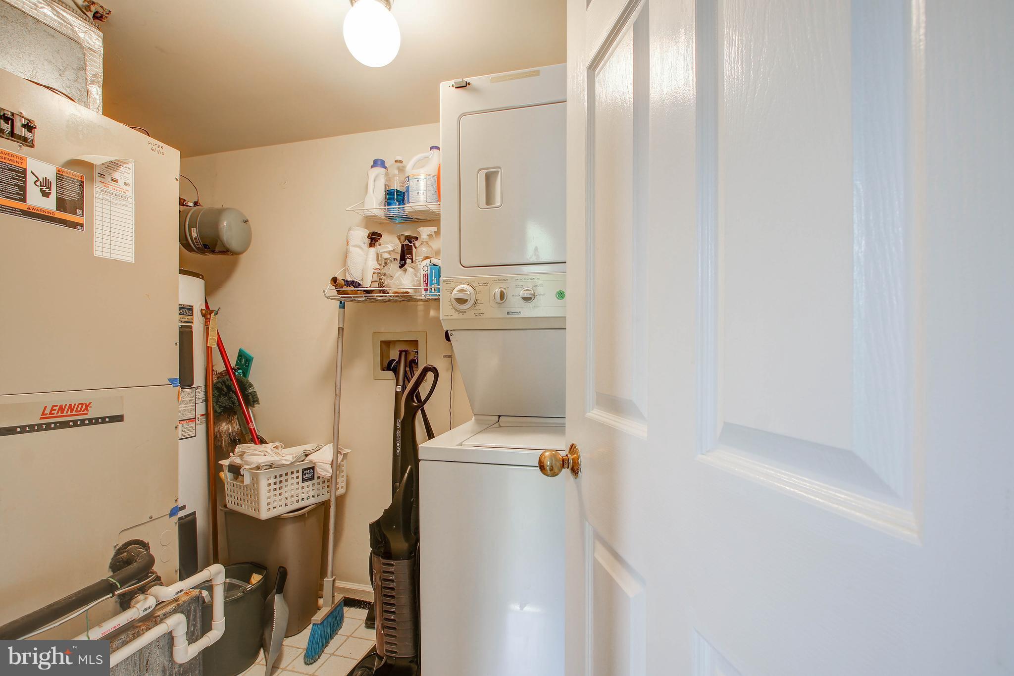 LUXBERRY COURTS - Residential