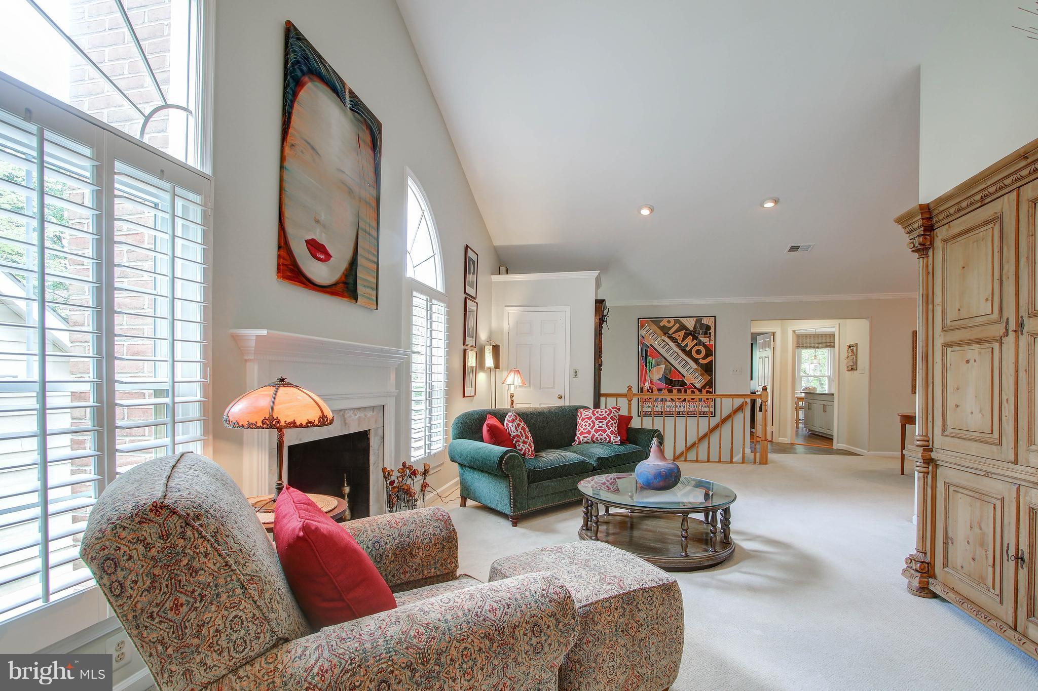 LUXBERRY COURTS - Residential