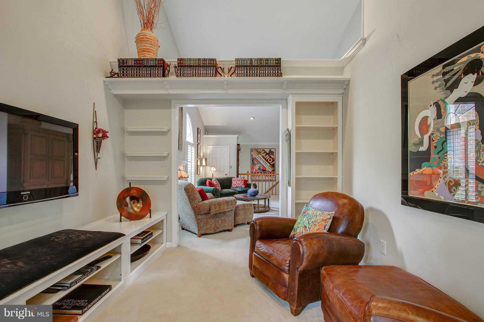 LUXBERRY COURTS - Residential