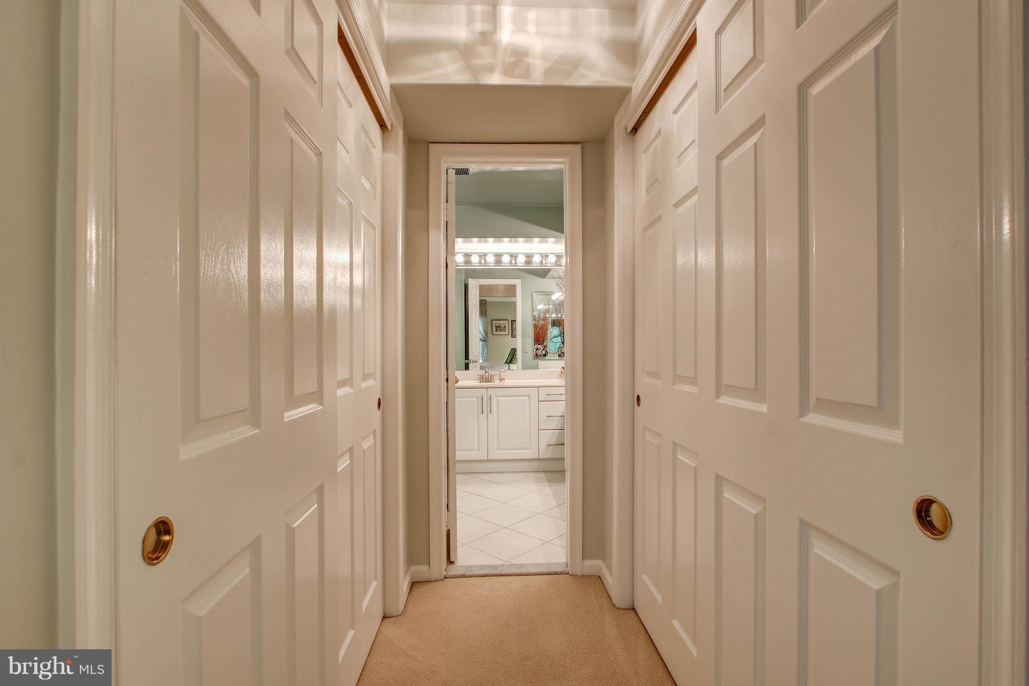 LUXBERRY COURTS - Residential