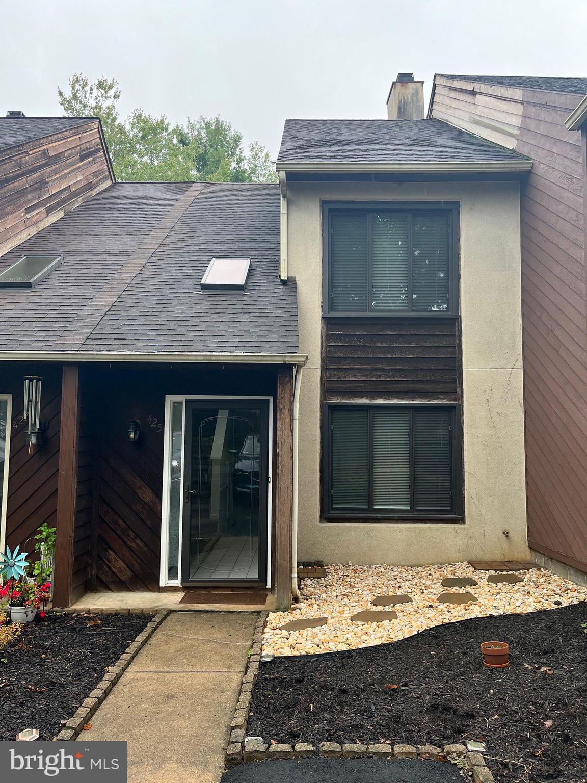 CROSSGATES - Residential Lease