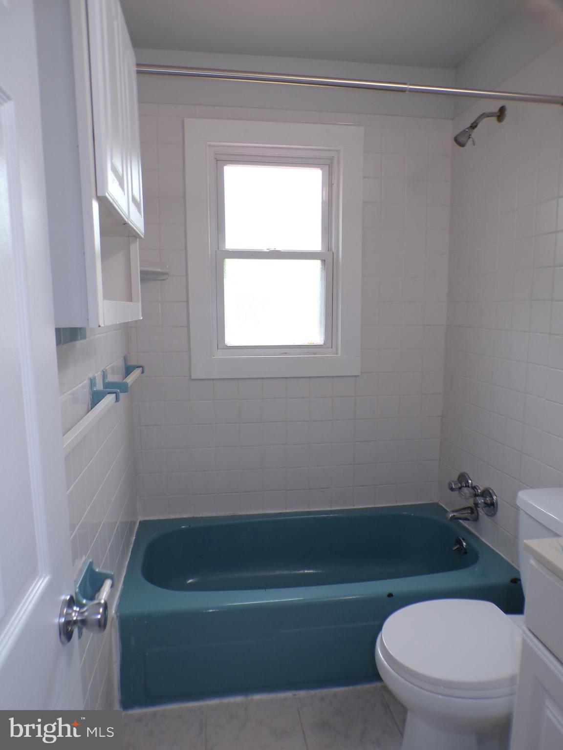 ELLA L. COX - Residential Lease