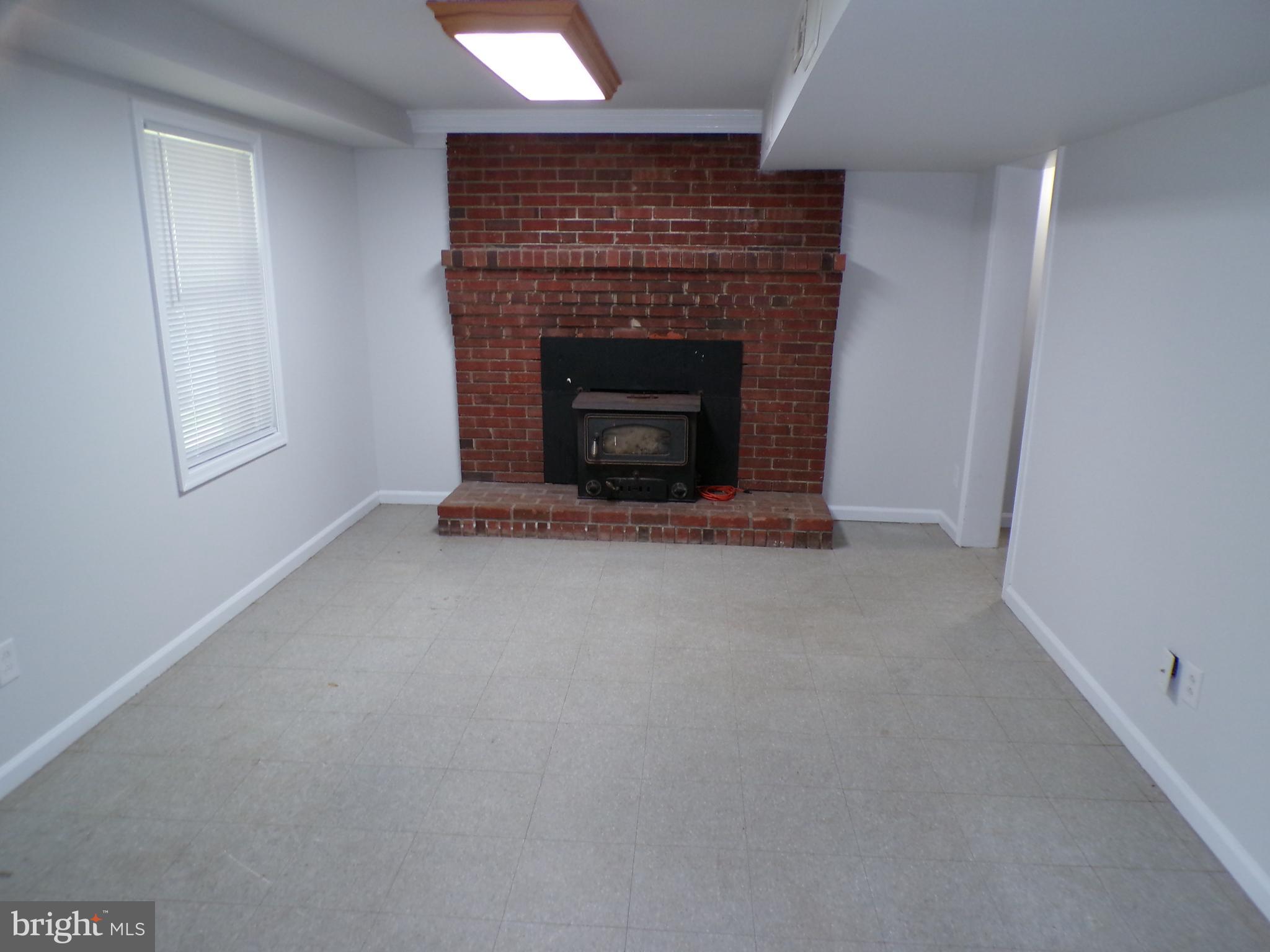 ELLA L. COX - Residential Lease