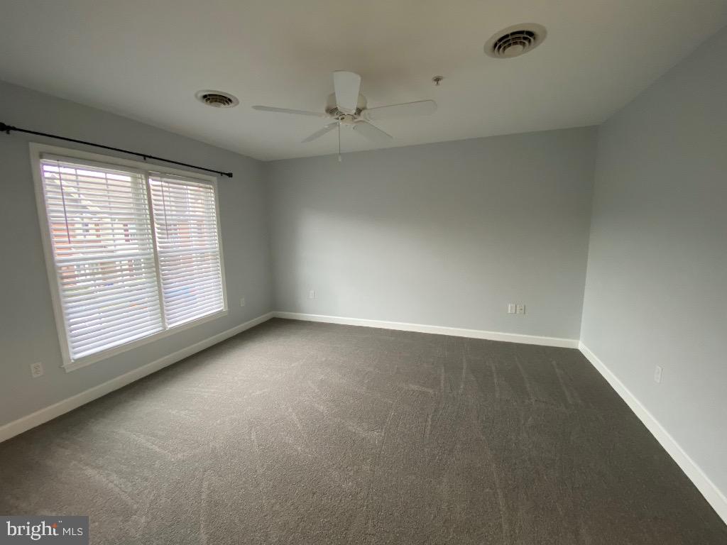 EASTON CLUB - Residential Lease