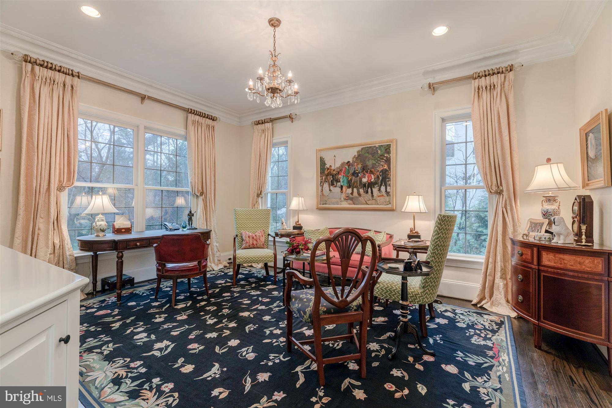 LANGLEY FOREST - Residential