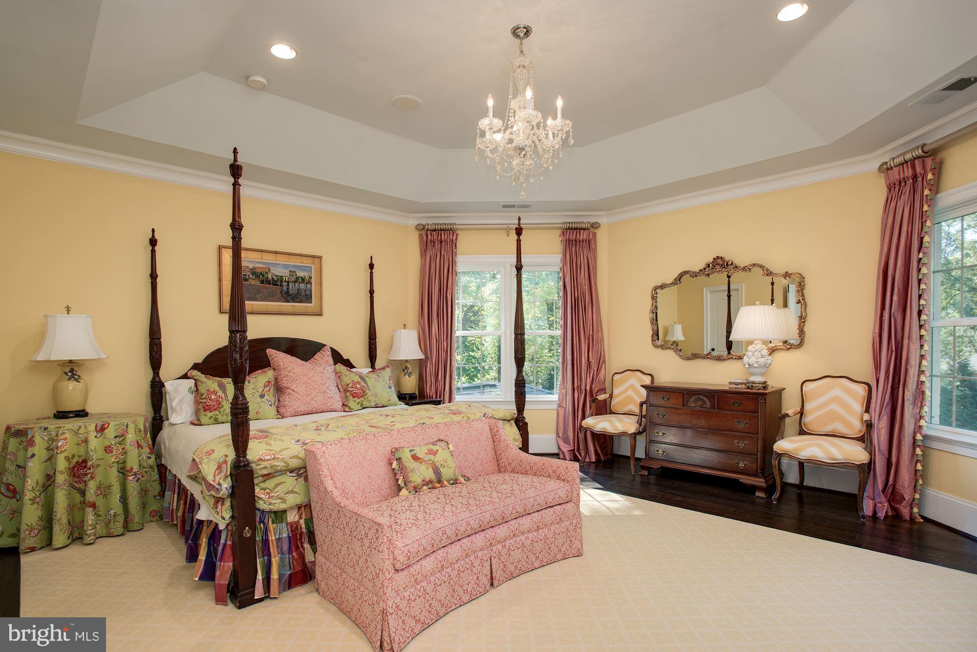 LANGLEY FOREST - Residential