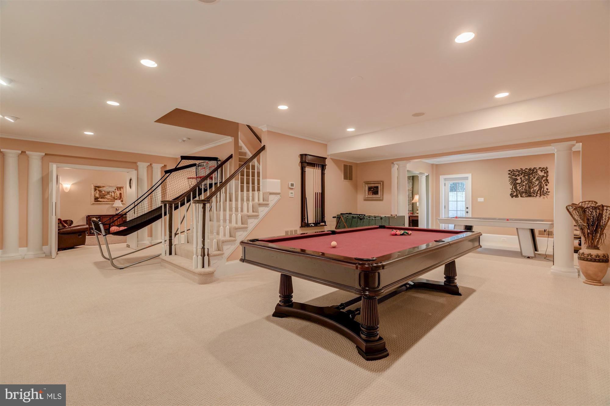 LANGLEY FOREST - Residential