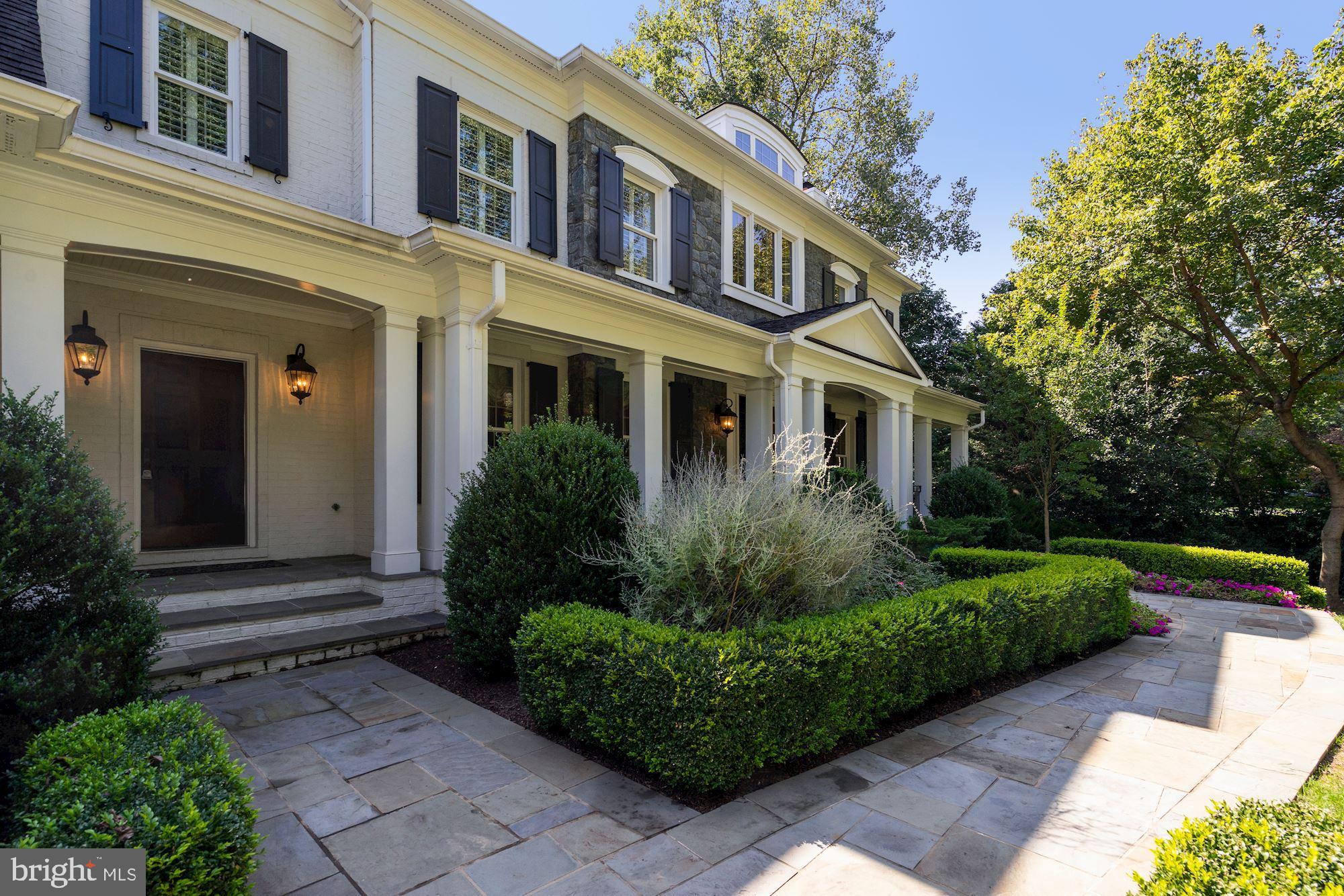 LANGLEY FOREST - Residential