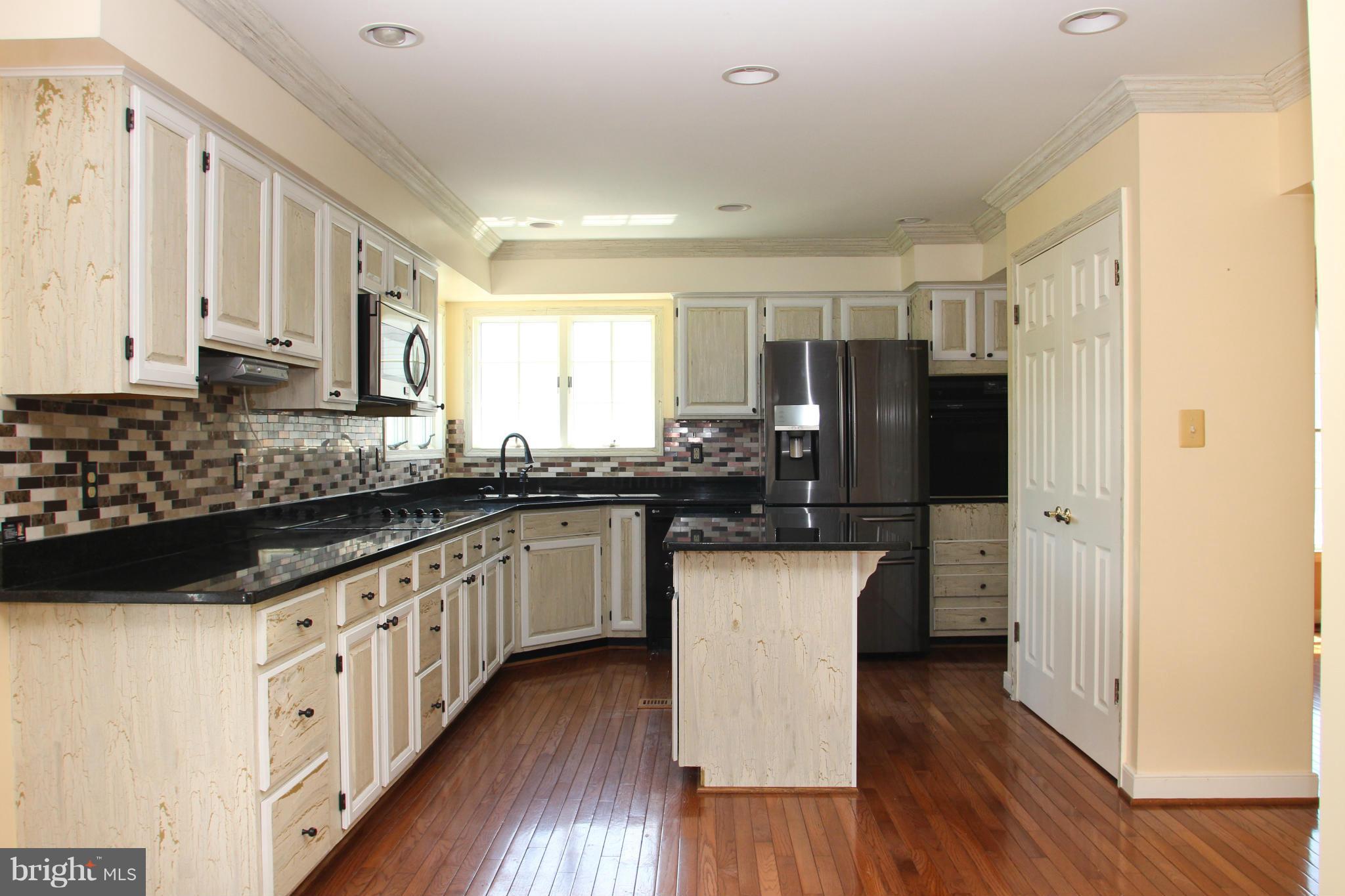 LEESWOOD GARTH - Residential