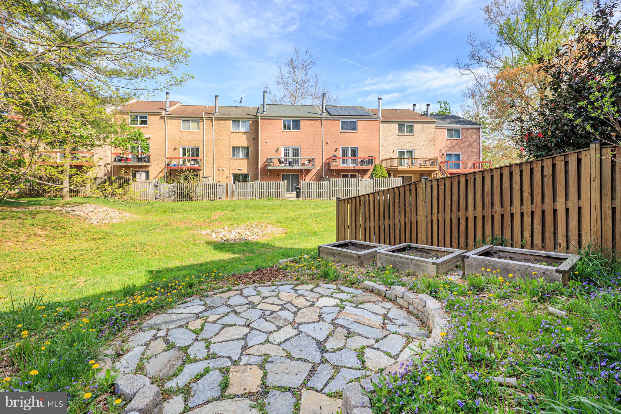 KINGS CONTRIVANCE - Residential