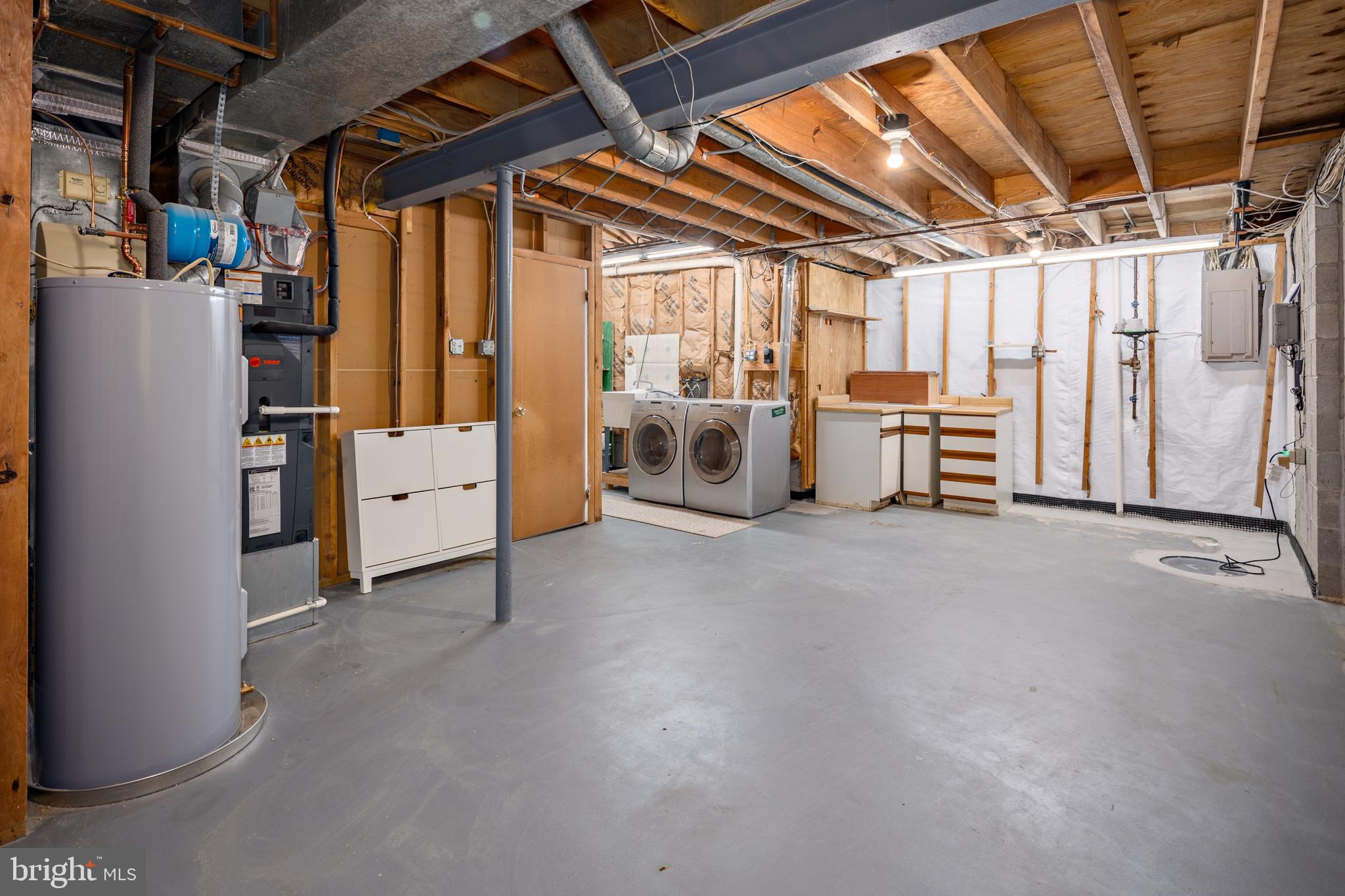 KINGS CONTRIVANCE - Residential