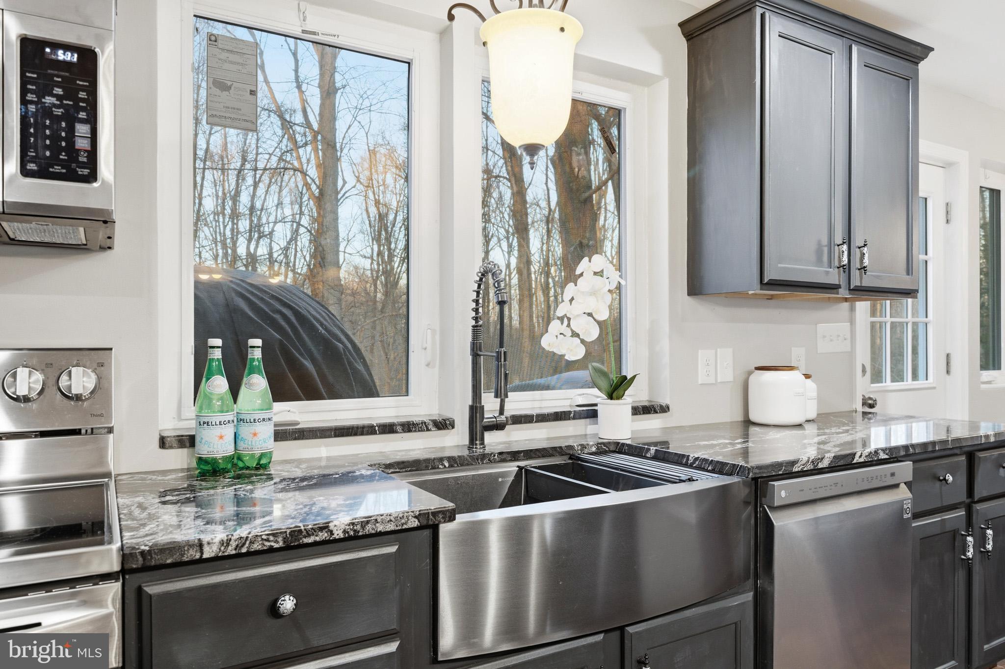 RIVERWOOD FARMS - Residential