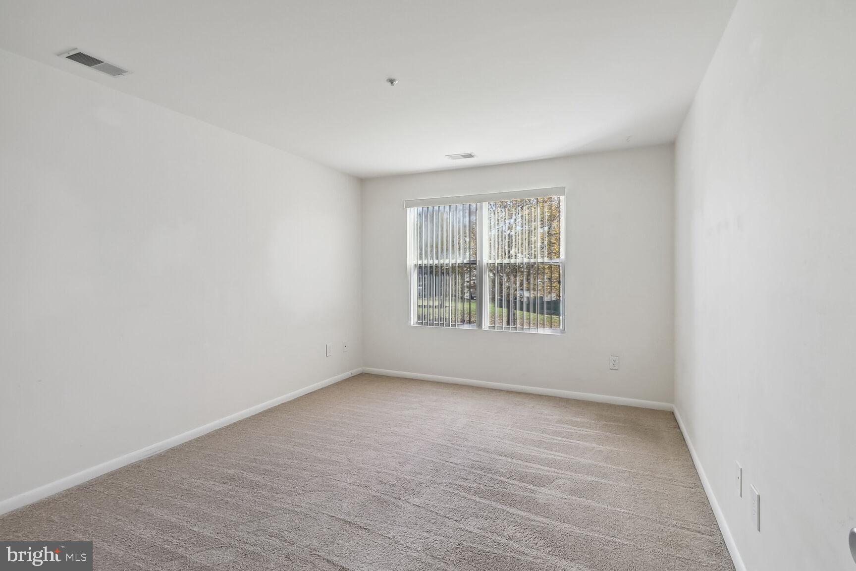 ANNAPOLIS OVERLOOK - Residential