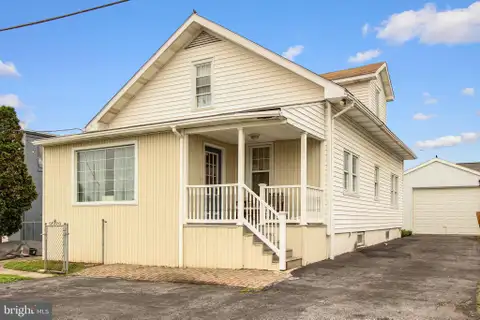 MLS: DENC2103764