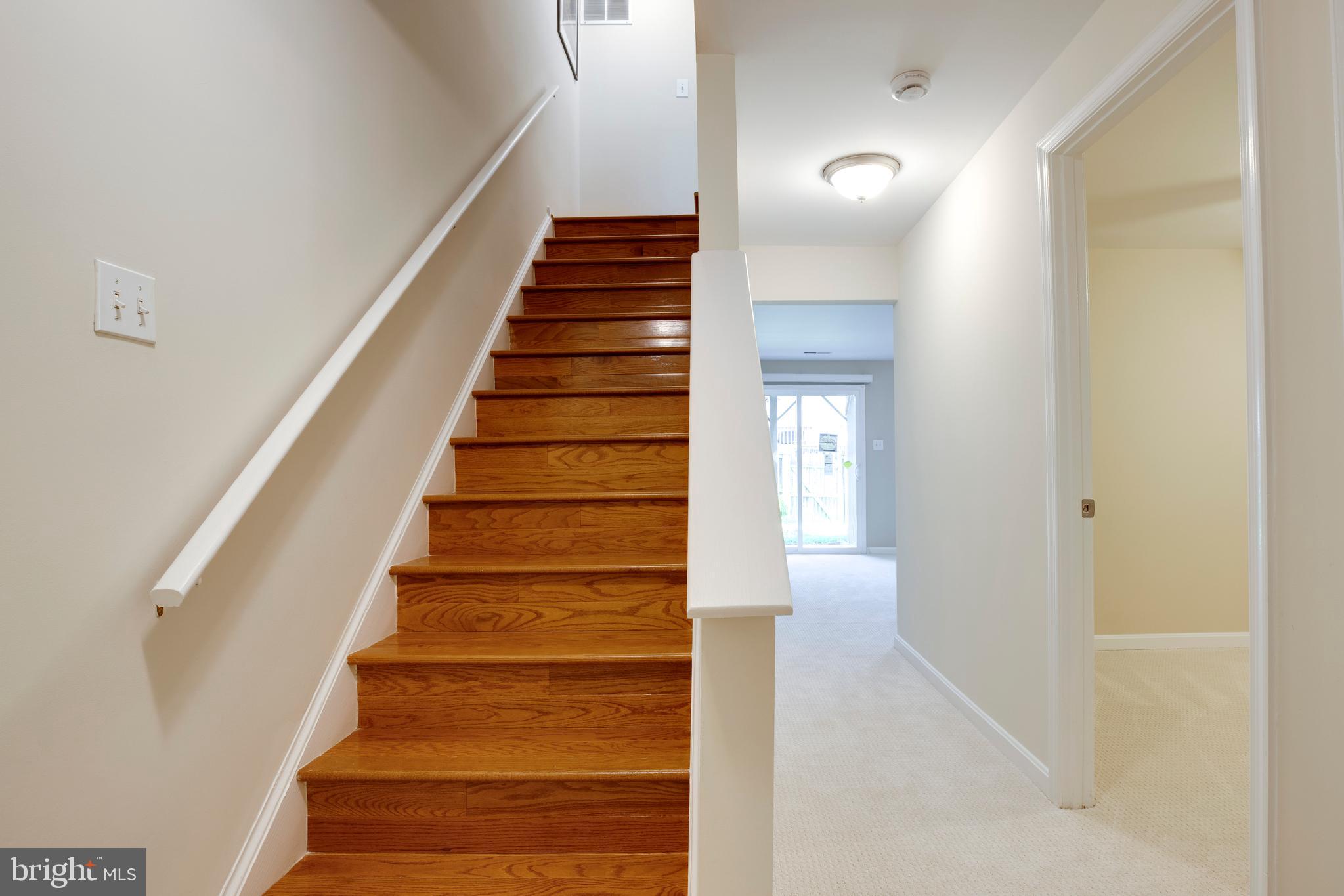 CENTRE RIDGE LAND BAY - Residential