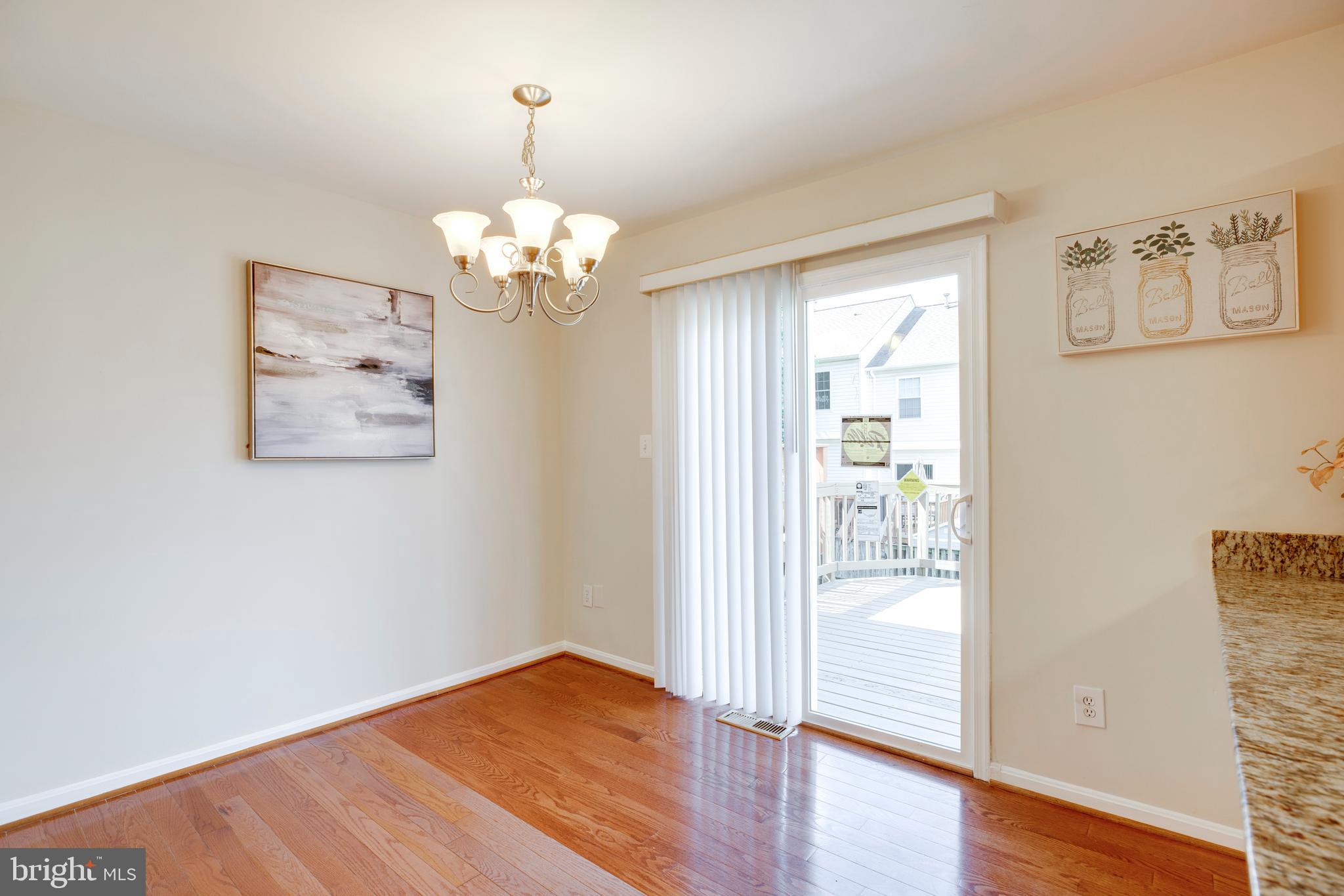 CENTRE RIDGE LAND BAY - Residential