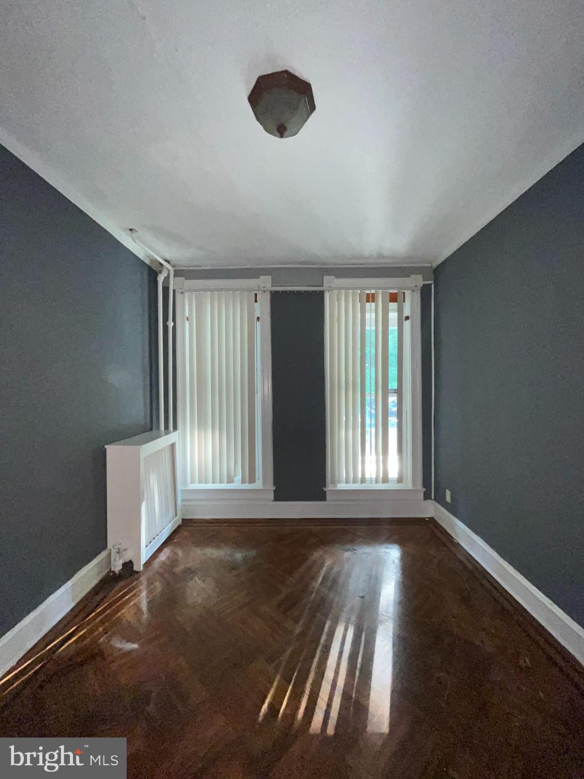 MOUNT HOLLY - Residential