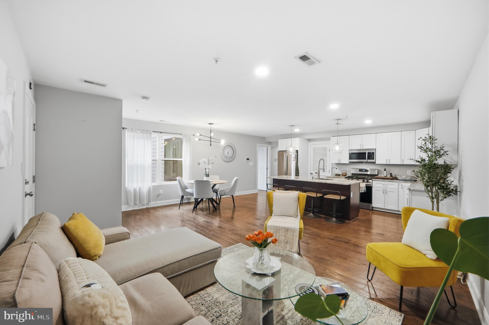 1258 HOLBROOK TERRACE NE 5