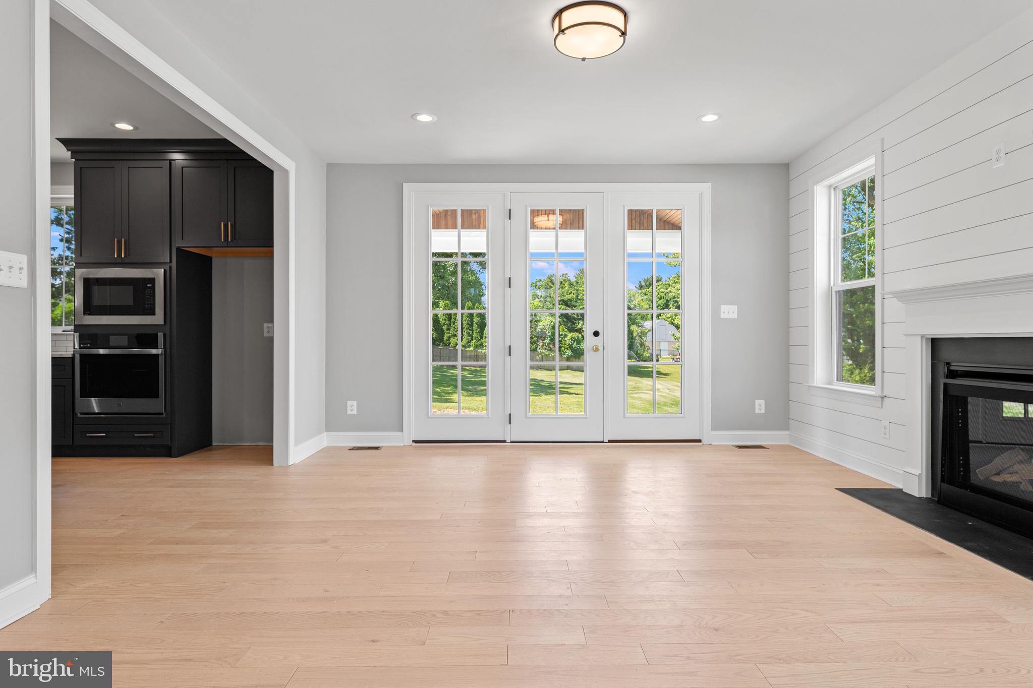 425 PASTELL LANE