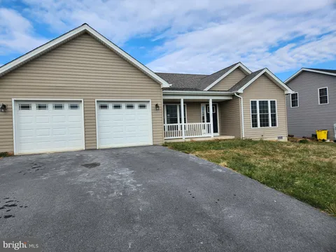 MLS: WVBE2050786