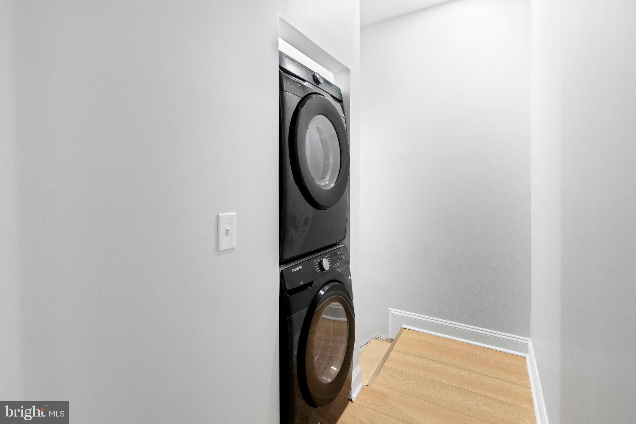 LEXINGTON - Residential Lease